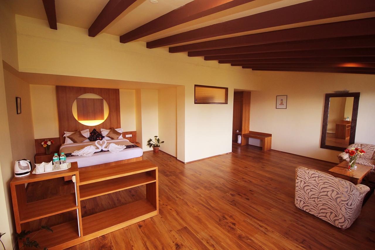 Hotel Tarayana Grand Gangtok Esterno foto