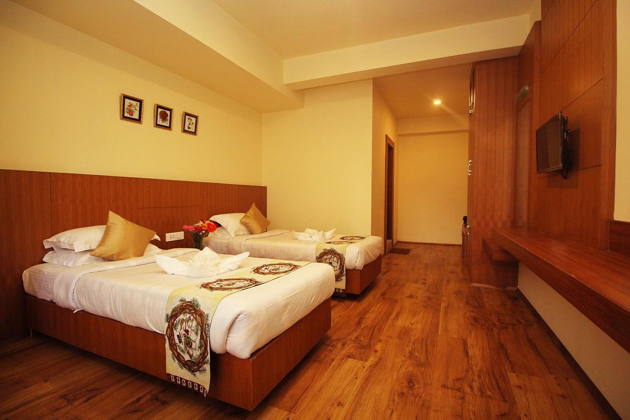 Hotel Tarayana Grand Gangtok Esterno foto