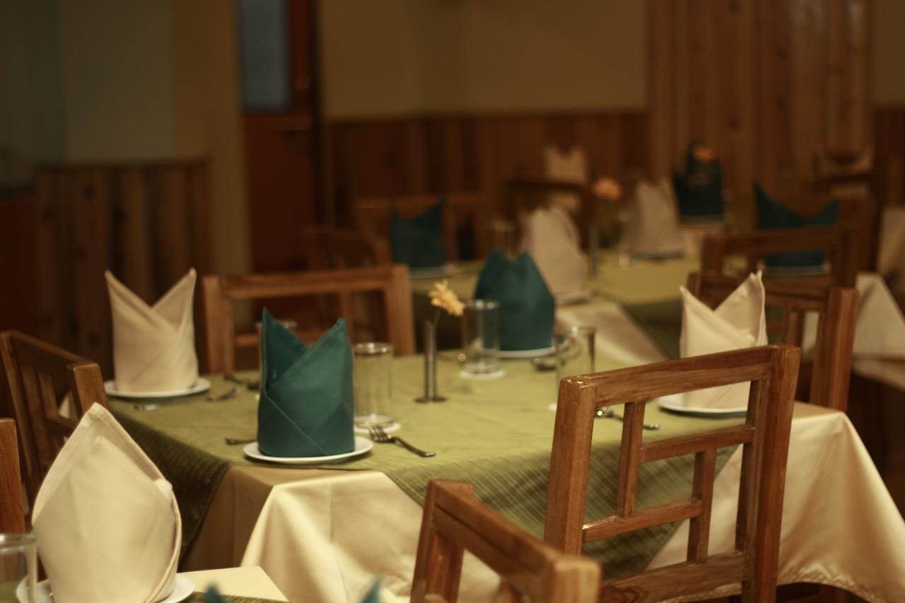 Hotel Tarayana Grand Gangtok Esterno foto
